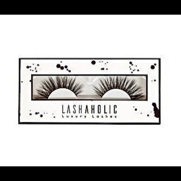 LASHAHOLIC KISS ME SILK LUXURY LASHES BNIB - Picture 4 of 4